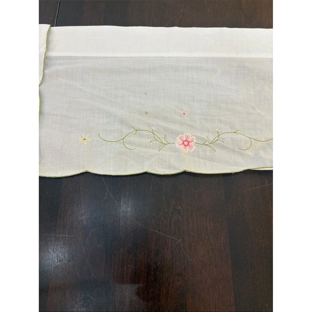 Embroidered Scalloped White Curtain Valance with Pink Butterfly